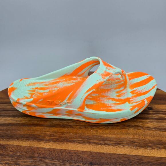 Telic Sandals Women's 6 2XS Orange Slip On Comfort Recovery USA Thong Flip Flops - Picture 1 of 6